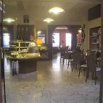 Moderno شقة فندقية